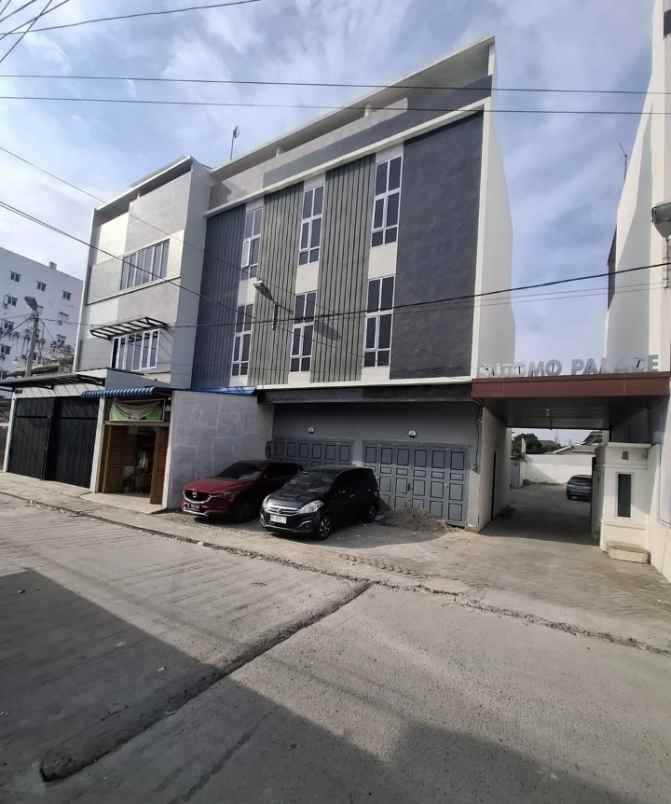 dijual ruko gudang kantor jalan selamat sutomo ujung