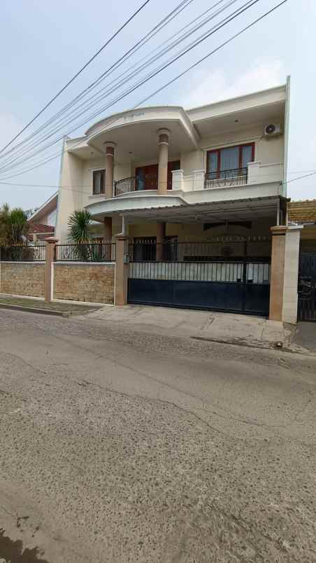 dijual ruko gudang kantor jatiwaringin pondok gede