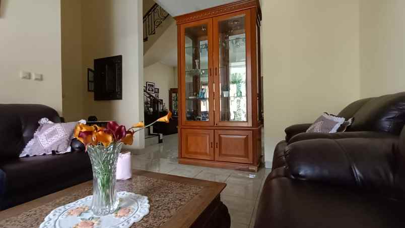 dijual ruko gudang kantor jatiwaringin pondok gede