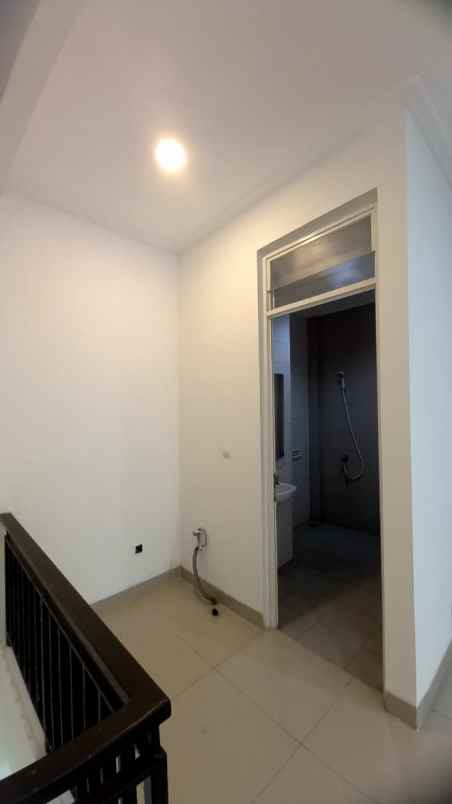 dijual ruko gudang kantor sedayu city