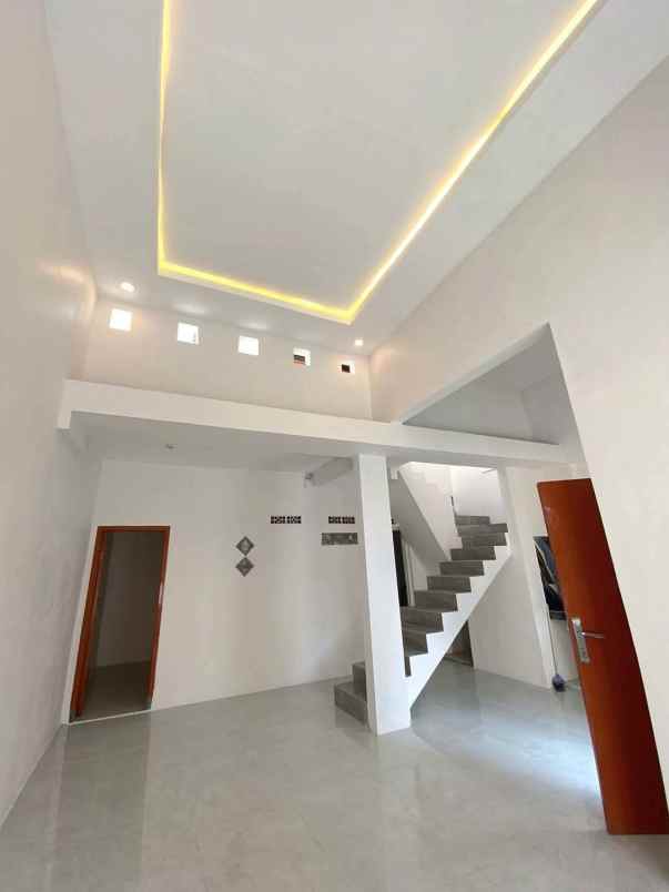 dijual rumah 1 5 lantai lokasi sawojajar 1 kota malang