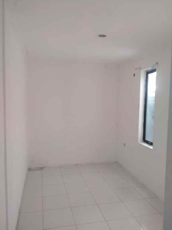 dijual rumah 2 lantai dekat rumah raffi ahmad