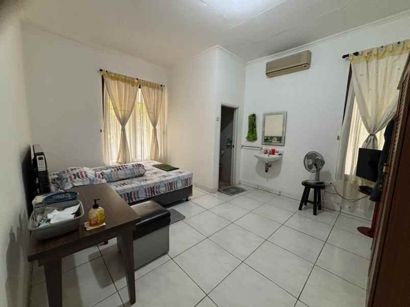 dijual rumah 34 jln pasar kecapi