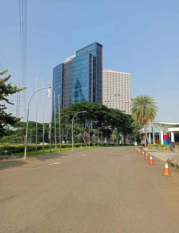 dijual rumah alam sutera serpong utara
