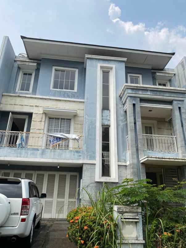 dijual rumah alam sutera serpong utara