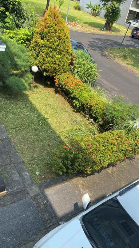 dijual rumah alam sutera serpong utara