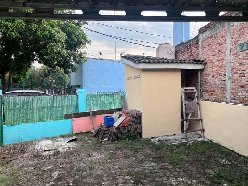 dijual rumah alamanda regency