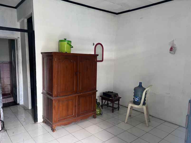 dijual rumah alamanda regency