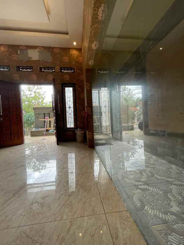 dijual rumah antapani babakan sari