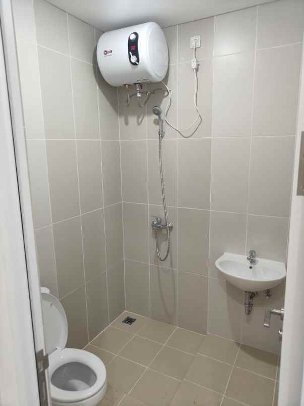 dijual rumah arcadia gading serpong