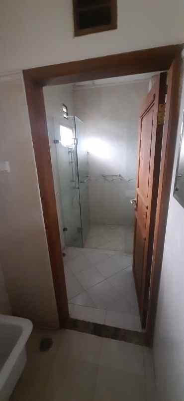 dijual rumah arcamanik endah