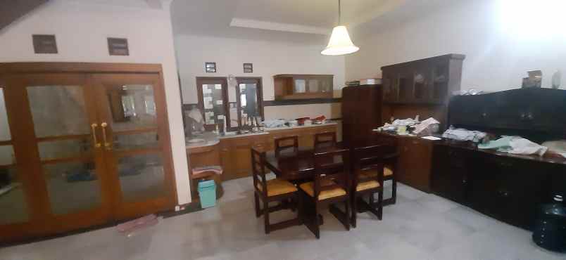 dijual rumah arcamanik endah