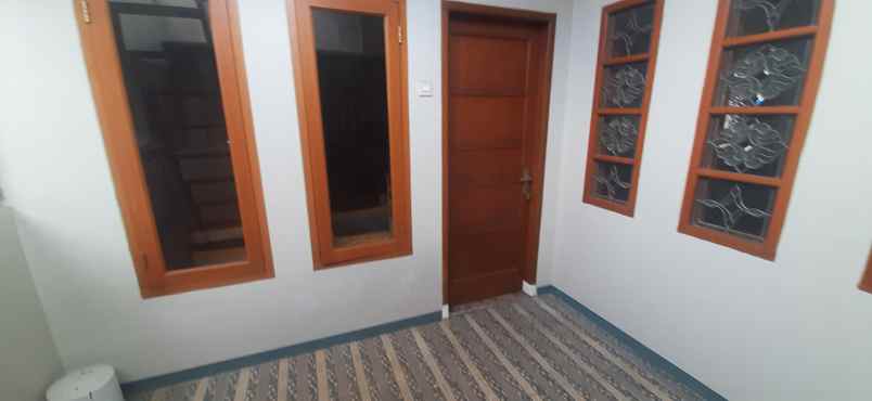 dijual rumah arcamanik endah