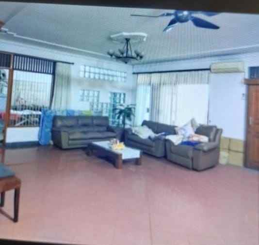 dijual rumah bagus asri luas di danau indah barat