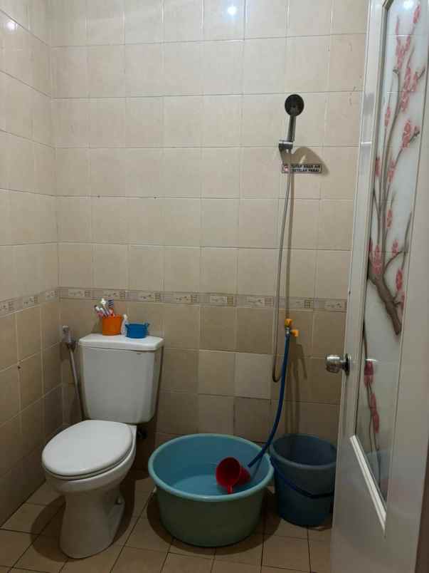 dijual rumah bagus di daerah the green galaxy bekasi