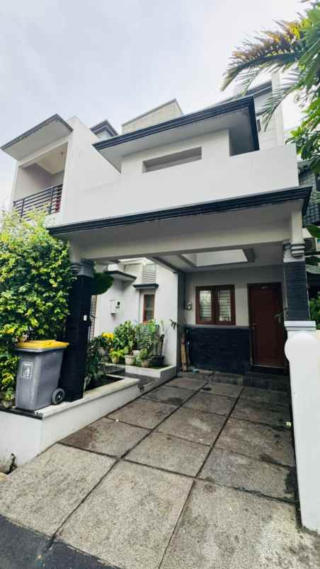 dijual rumah balekembang kramat djati