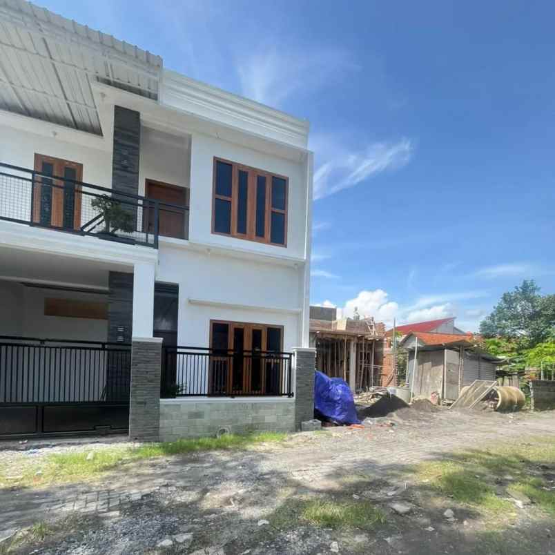 dijual rumah bangunjiwo