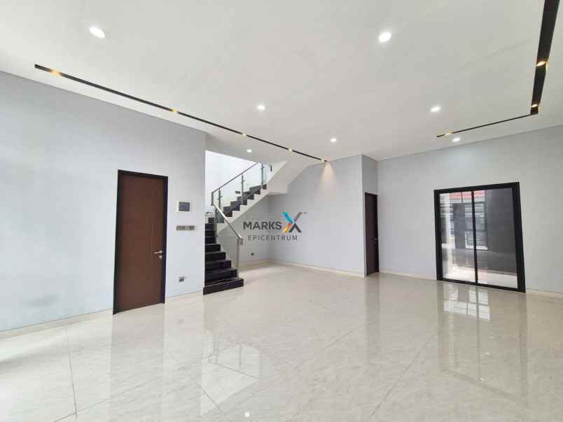 dijual rumah baru di sutorejo lebar 8 baguuss