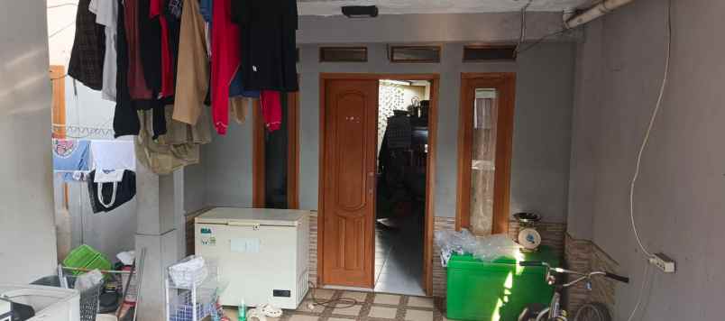 dijual rumah beji depok kukusan