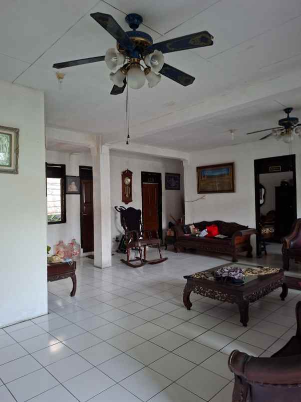 dijual rumah bendul merisi