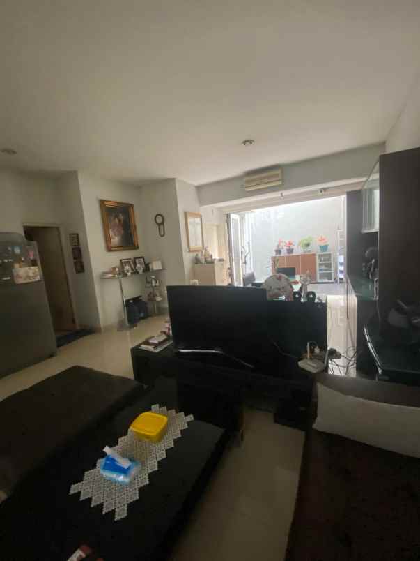 dijual rumah bintaro