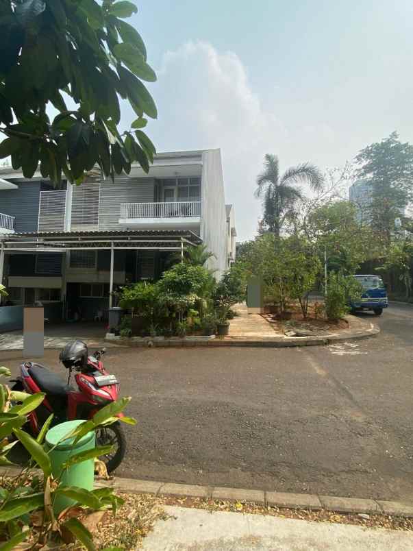 dijual rumah bintaro