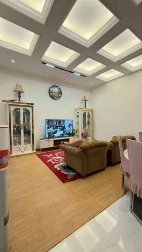 dijual rumah blimbing