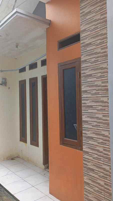 dijual rumah bsi 2 pengasinan sawangan