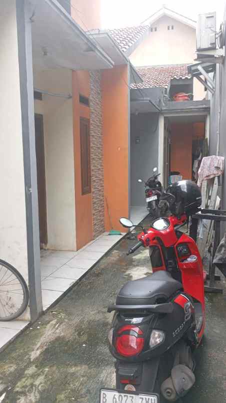 dijual rumah bsi 2 pengasinan sawangan