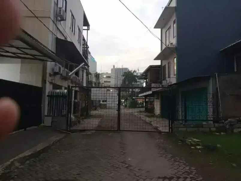 dijual rumah bsk