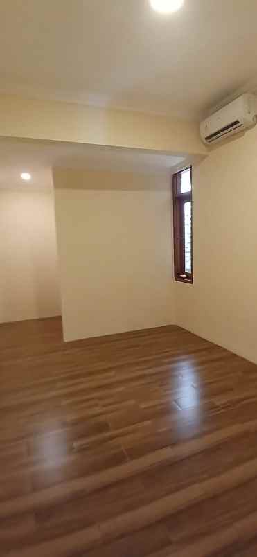 dijual rumah bukit golf riverside cibubur