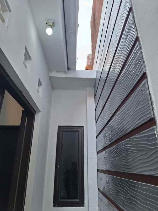 dijual rumah bumi rinjani mustikajaya