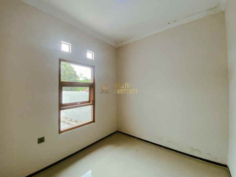 dijual rumah cantik desain modern di kalasan