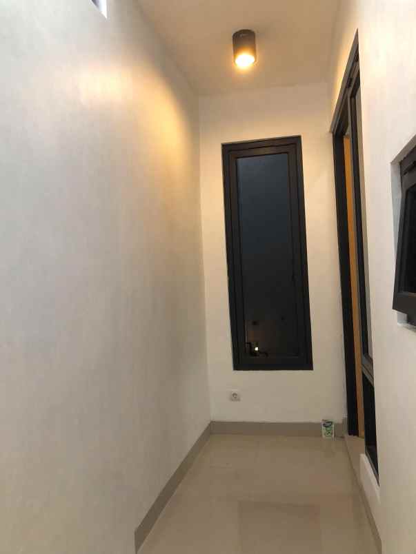 dijual rumah caturharjo