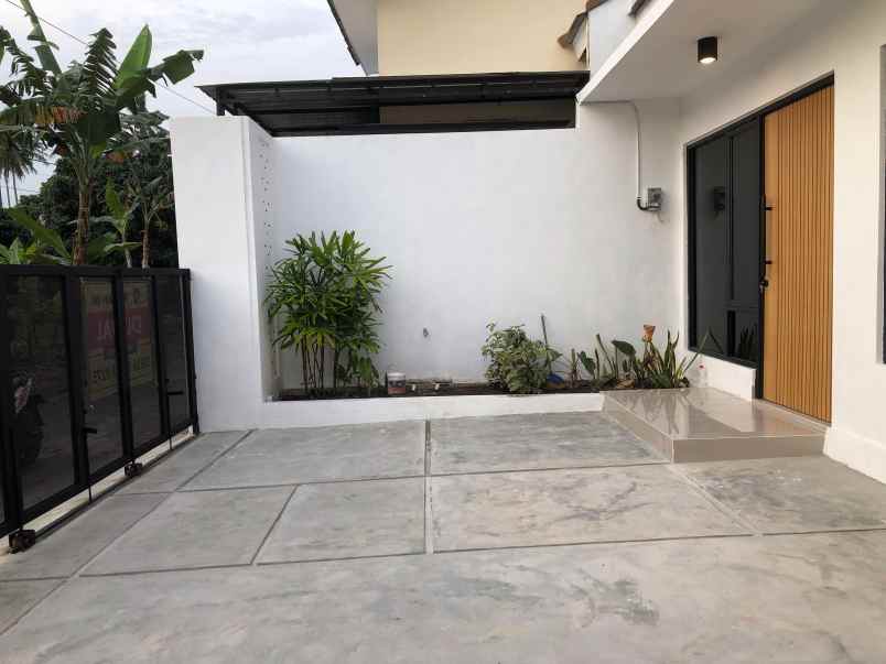 dijual rumah caturharjo