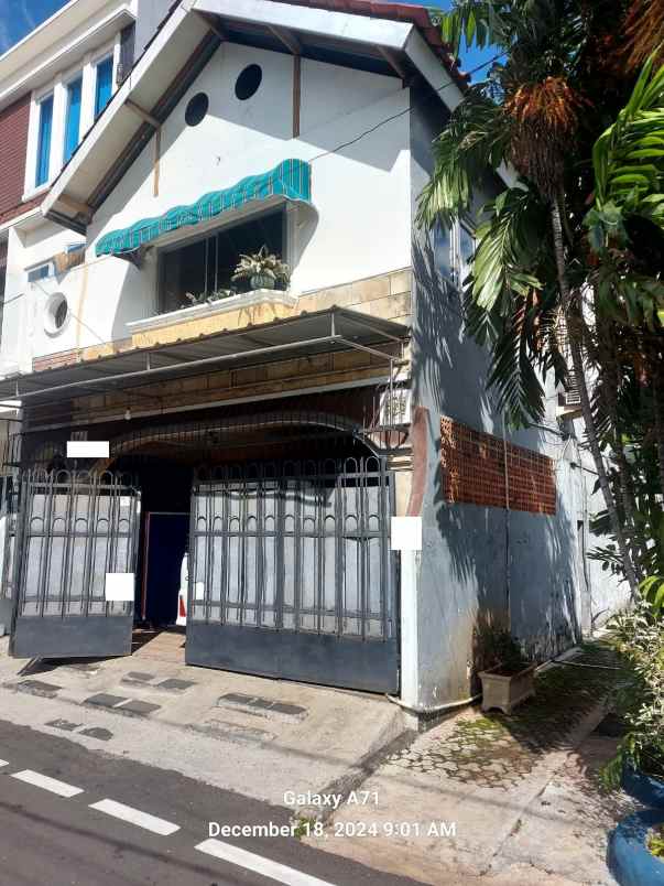 dijual rumah cempaka putih