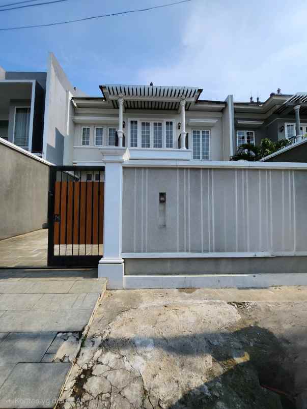 dijual rumah cempaka putih jakpus