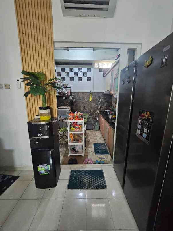 dijual rumah cibubur country rumah siap huni dan rapi