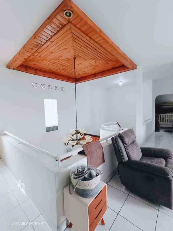 dijual rumah cidodol