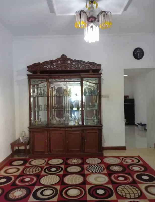 dijual rumah ciganea