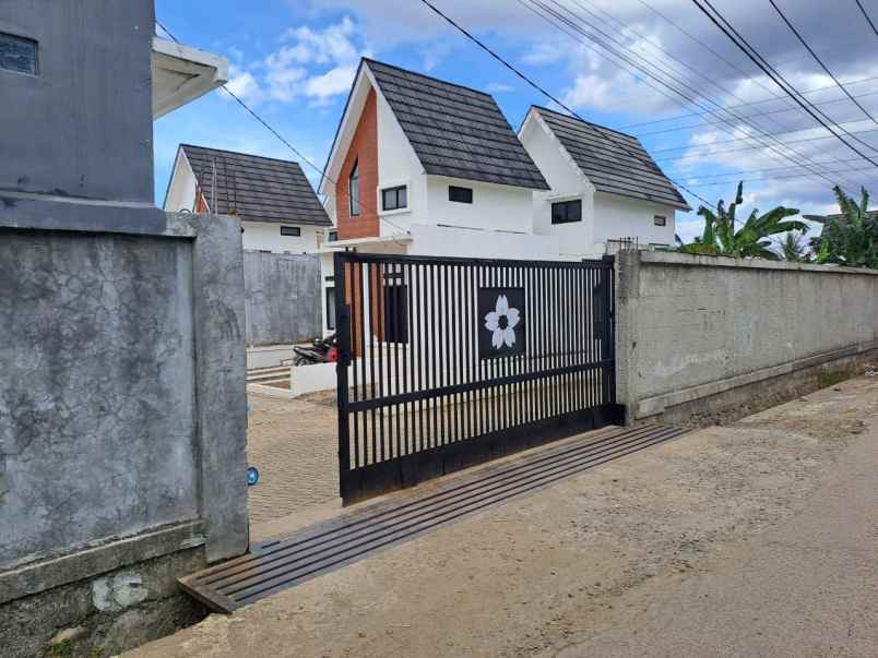 dijual rumah cilebut tanah sereal bogor