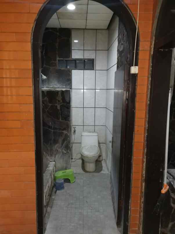 dijual rumah ciliwung