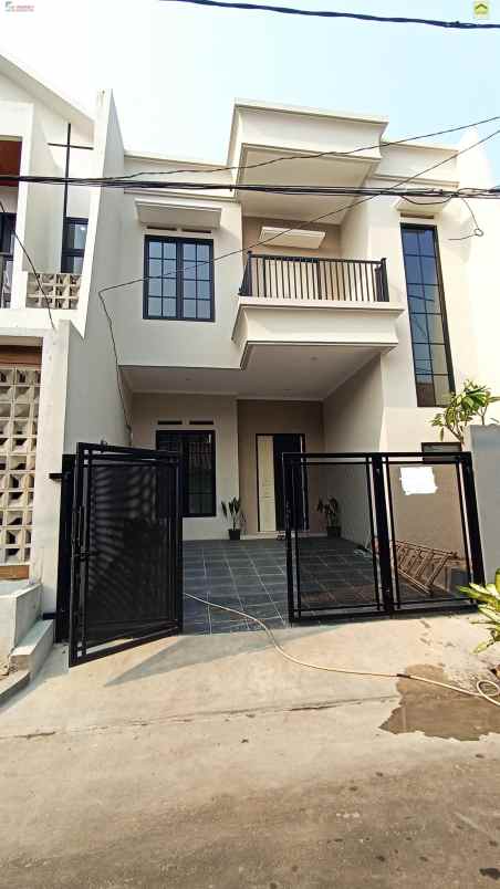 dijual rumah cinere depok jawa barat