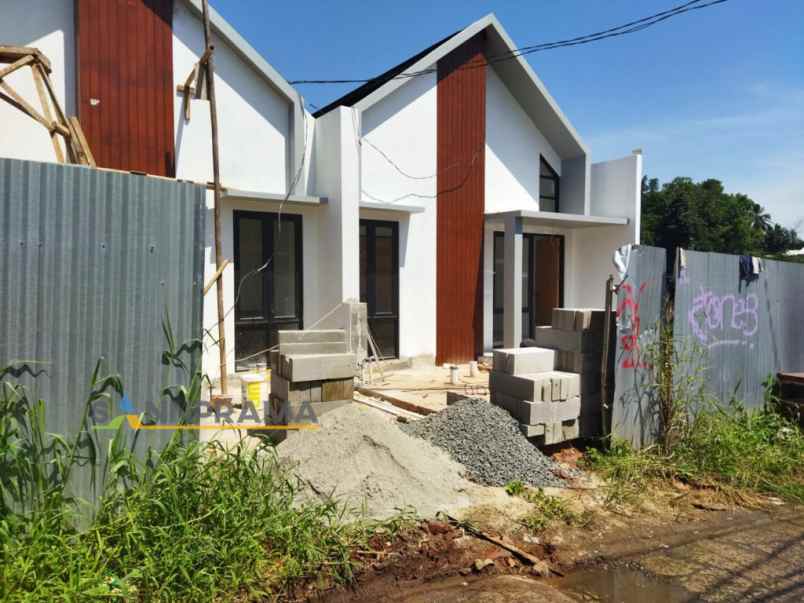 dijual rumah cipayung depok
