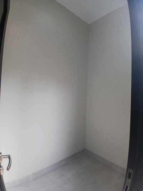 dijual rumah cipedak