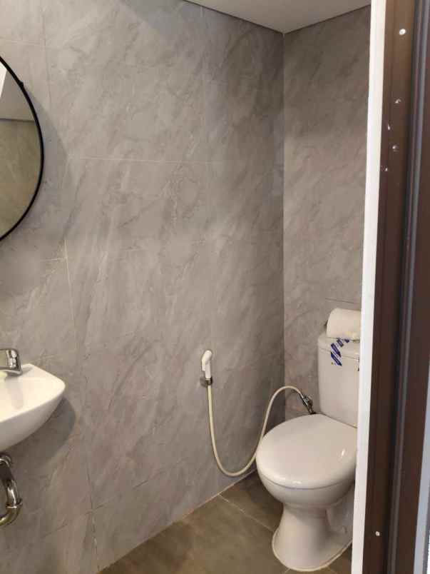 dijual rumah ciputat