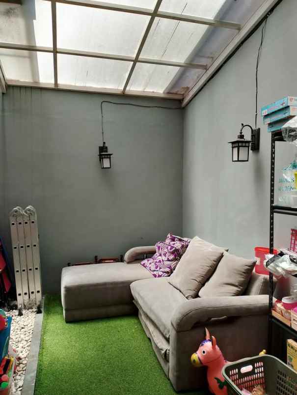 dijual rumah cisaranten arcamanik