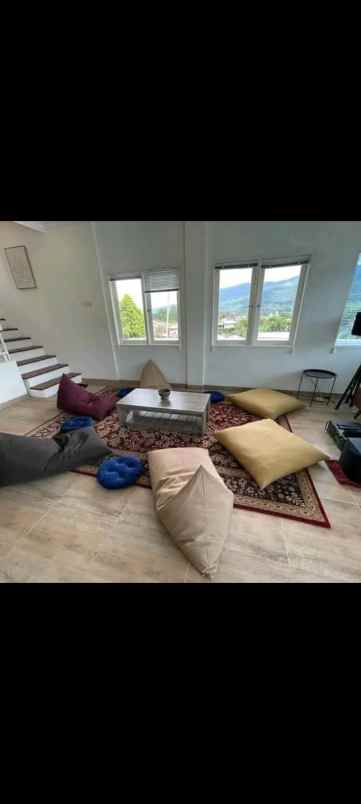 dijual rumah cisarua