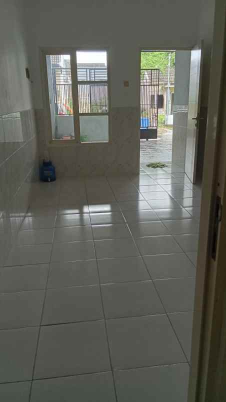dijual rumah citra amanda garden