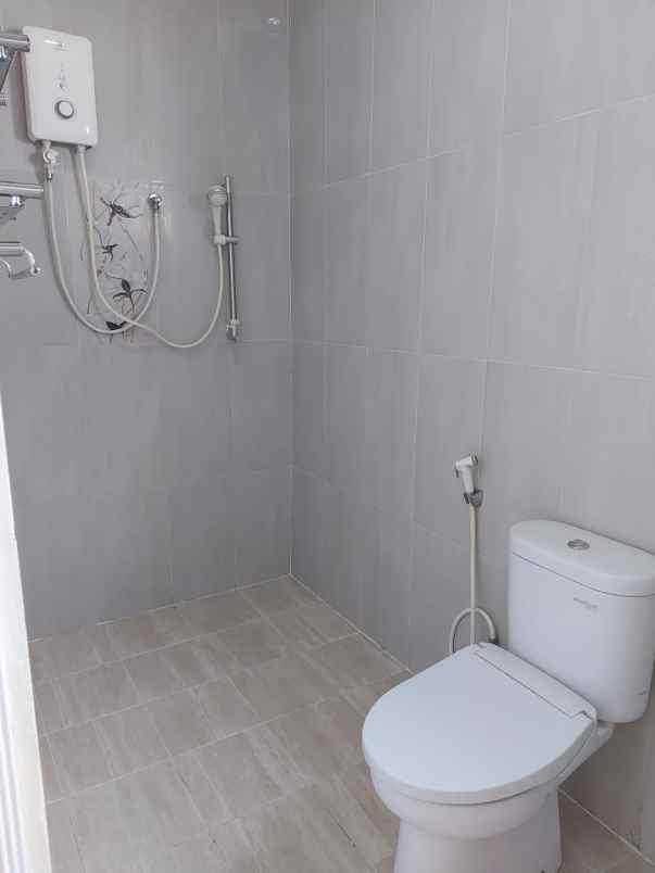 dijual rumah citra grand cibubur